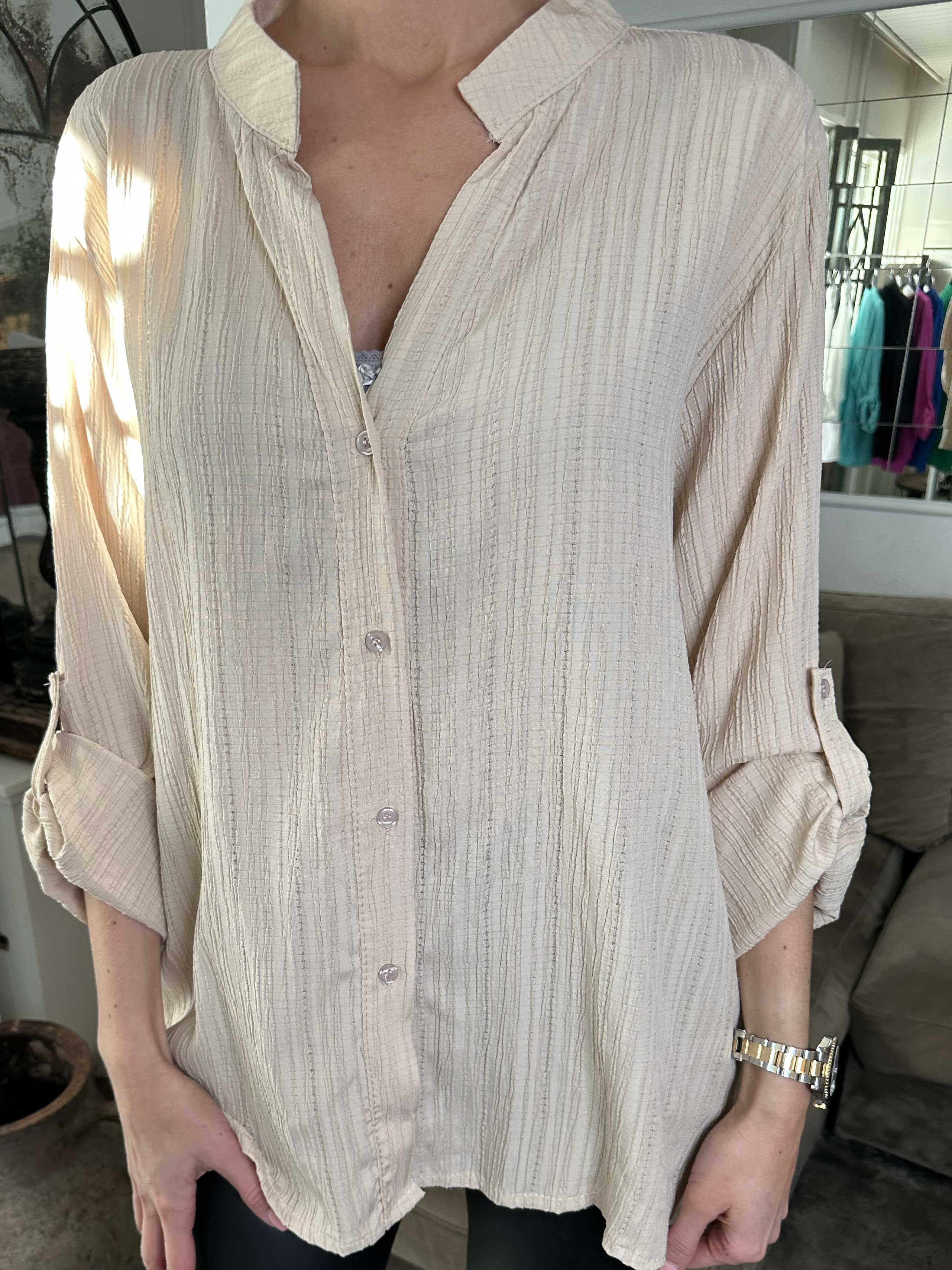 Karah - Enfärgad skjorta i crepe-look